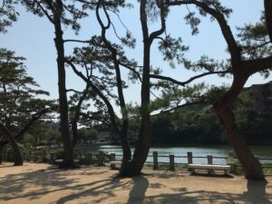 阪急御影　深田池公園